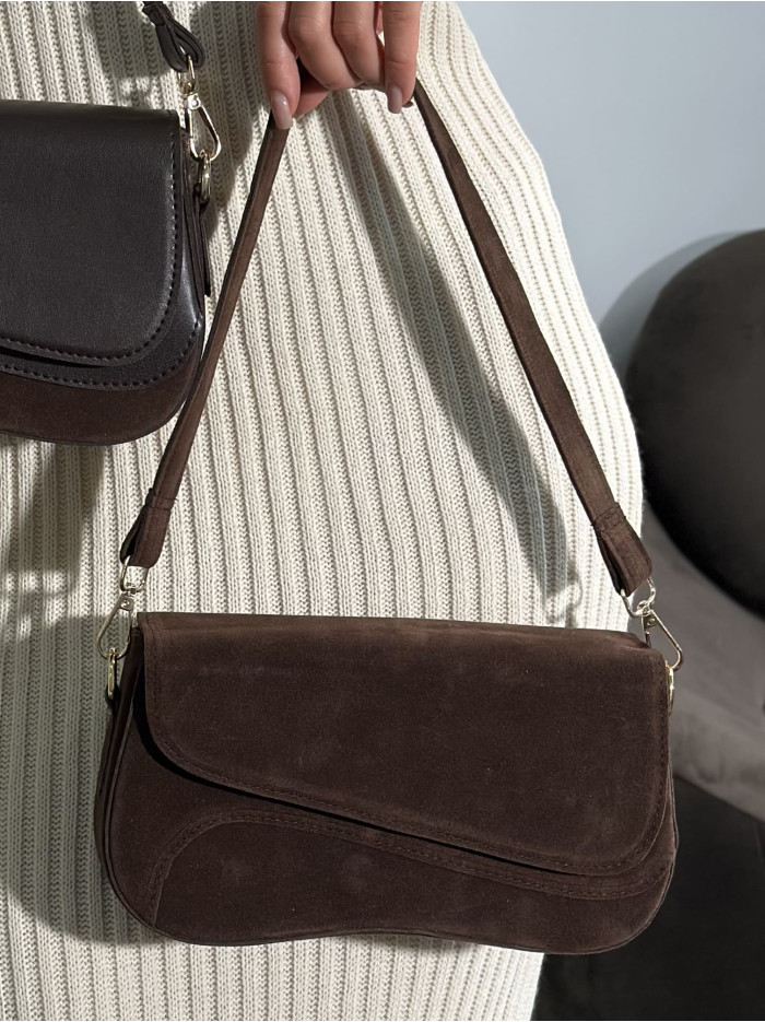 Жіноча сумка багет 042 шоколадна замшева