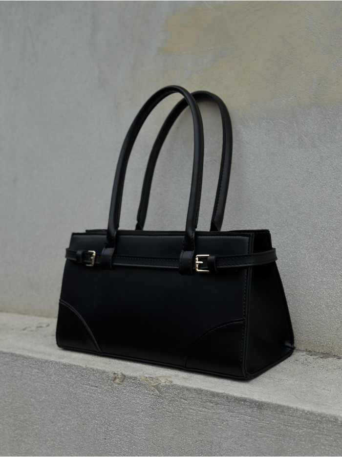 Жіноча сумка багет 073 чорна