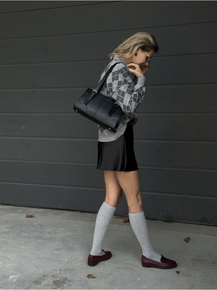 Жіноча сумка багет чорна 24-74А