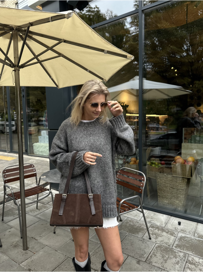 Жіноча сумка багет шоколадна замшева 24-74А