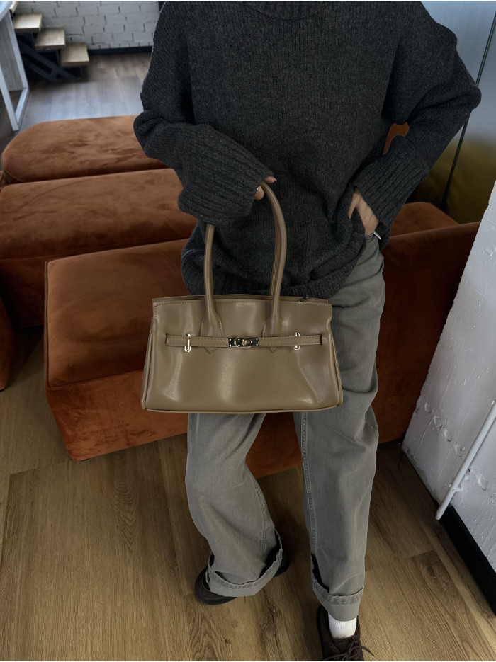 Жіноча сумка багет 25-72 мокко