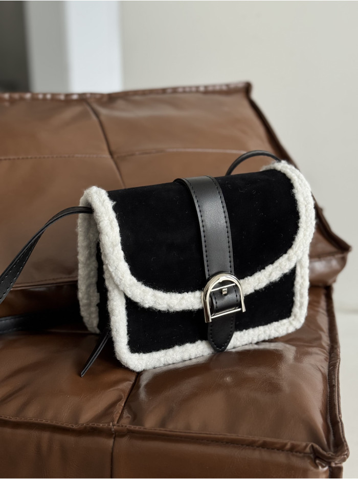 Жіноча сумка крос боді 25-85 чорно-біла