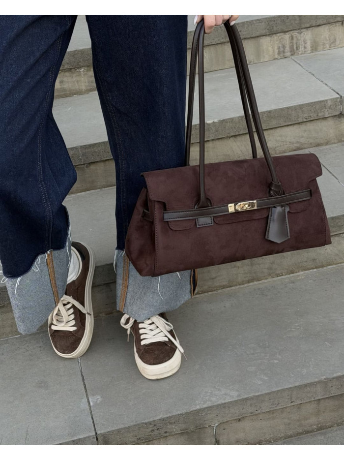 Жіноча сумка багет 26-01 шоколадна замшева