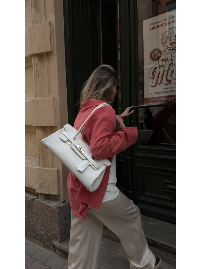 Жіноча сумка багет 26-01 біла