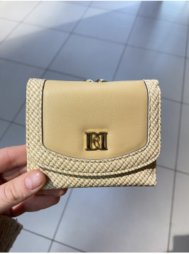 Жіночий гаманець плетений бежевий